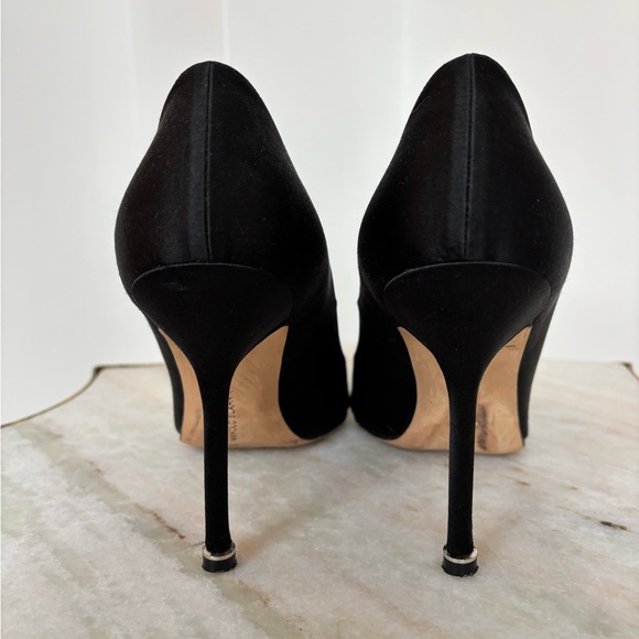 Manolo Blahnik $1800 Hangsi Black Heels with Crystal Embellishments 38 - Picture 4 of 7